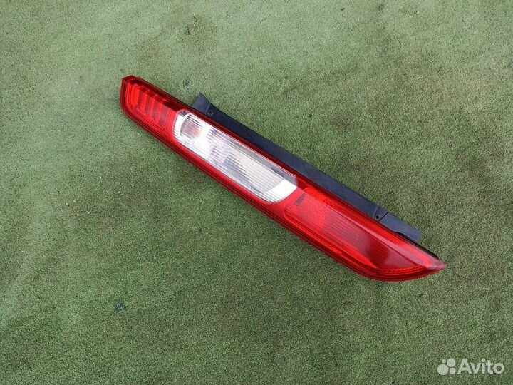 Фонарь задний левый Ford Focus 2 хетчбек 5дв. 1.6