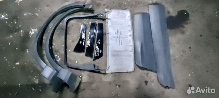 Ford Kuga 2012) Накладка Молдинг