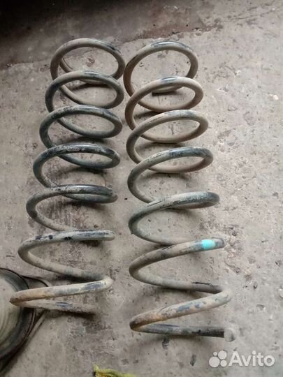 Задние пружины Mazda 3 bk