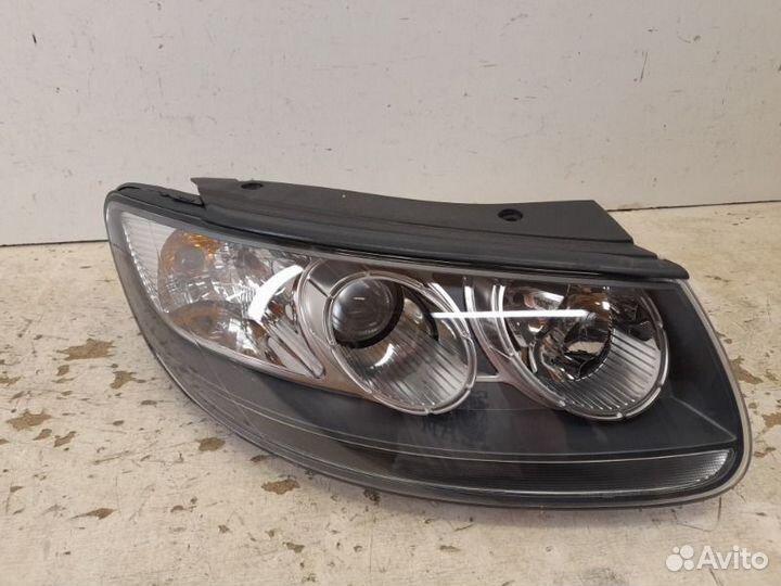 Фара правая Hyundai Santa Fe 2 2006-2012