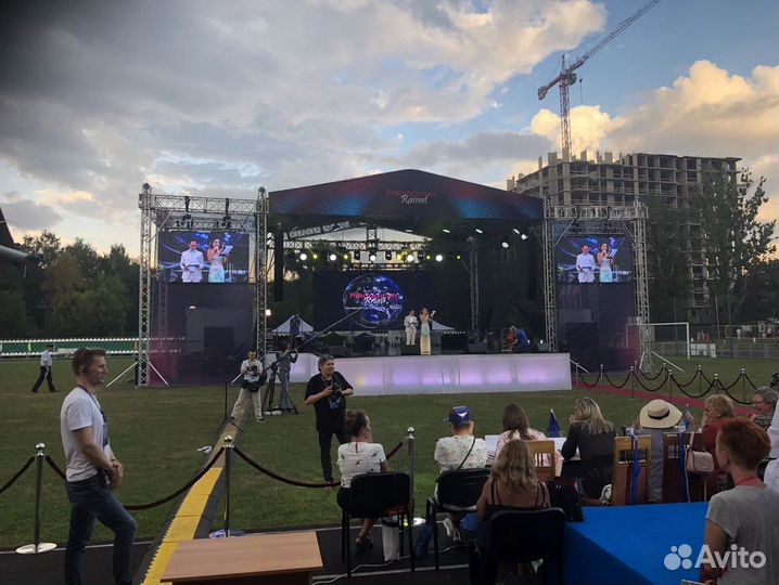 Уличный экран 2,08 х 3,2 м Р4 под ключ