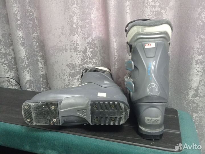 Горнолыжные ботинки