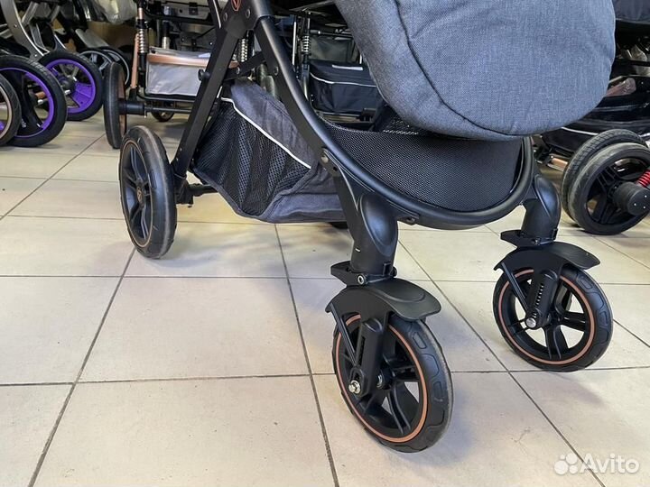 Детская прогулочная коляска Luxmom 609