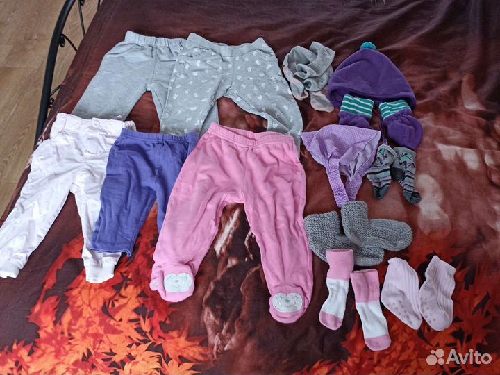 Одежда для девочки пакетом 9-12 мес