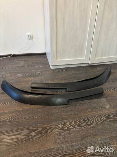 Губа на передний бампер toyota avensis 250