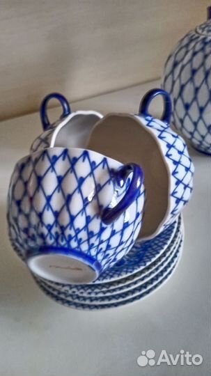 Большой заварочный чайник и сахарница.ифз