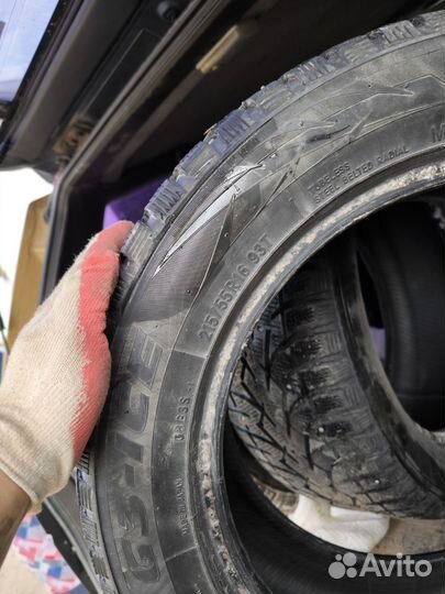 Toyo Observe G3-Ice 215/55 R16