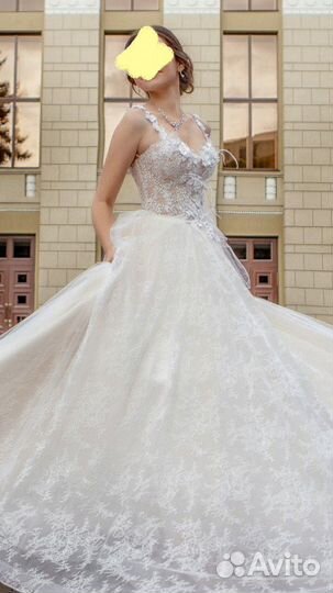 Свадебное платье + фата, бижютерия, подъюбник