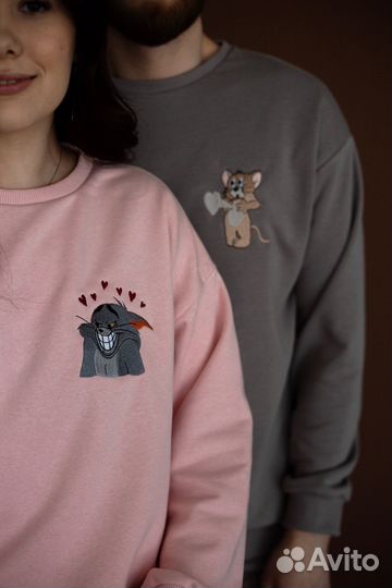 Машинная вышивка на заказ. На одежде, брелках. JDM