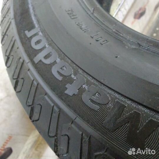 Matador MPS 330 Maxilla 2 205/70 R15