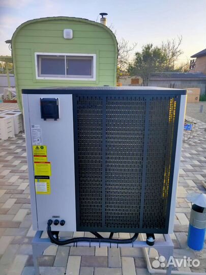 Тепловой насос для бассейна 28 кВт