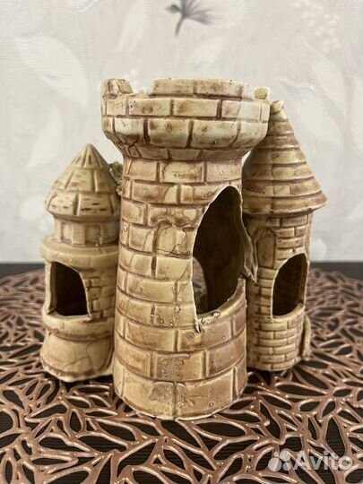 Замок грот в отличном состоянии для аквариума