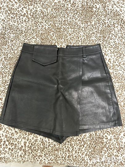 Шорты женские кожаные