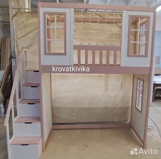 Детская кровать чердак домик, лестница комод