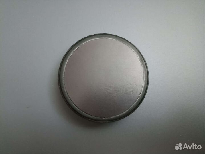 Шайба хоккейная коллекционная