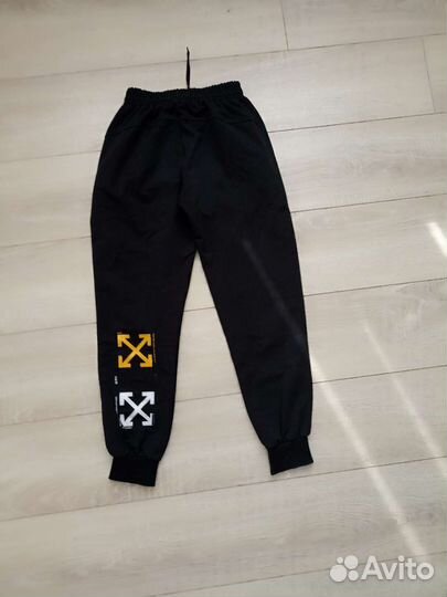 Спортивный костюм р. 146-152