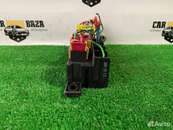 Блок предохранителей Audi A4