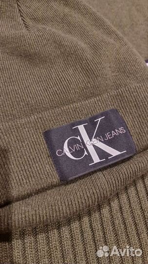 Комплект шапка и шарф Calvin Klein