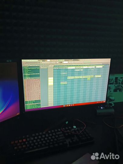 Стихи, поздравления, песни на заказ (любой жанр)