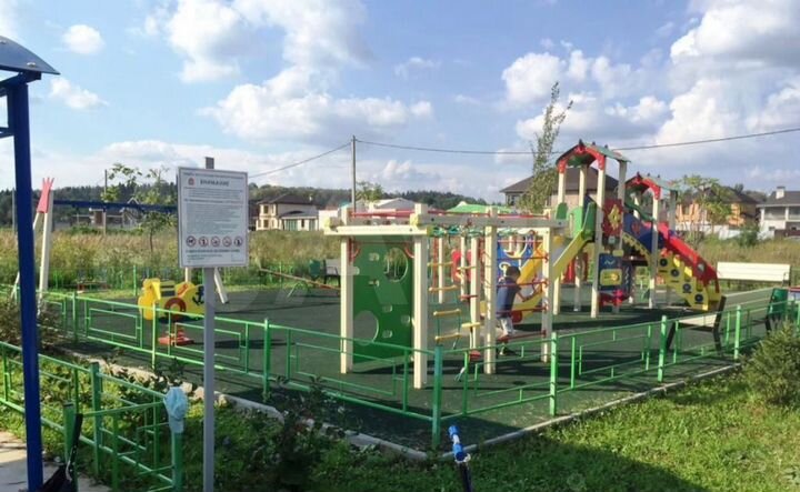 Участок 14,7 сот. (ИЖС)