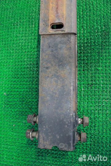 Балка под АКПП на Chevrolet Suburban GMT800