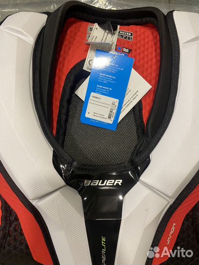 Нагрудник хоккейный Bauer Hyperlite Sr M