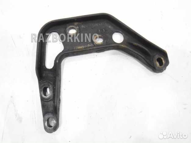 Кронштейн подушки двигателя