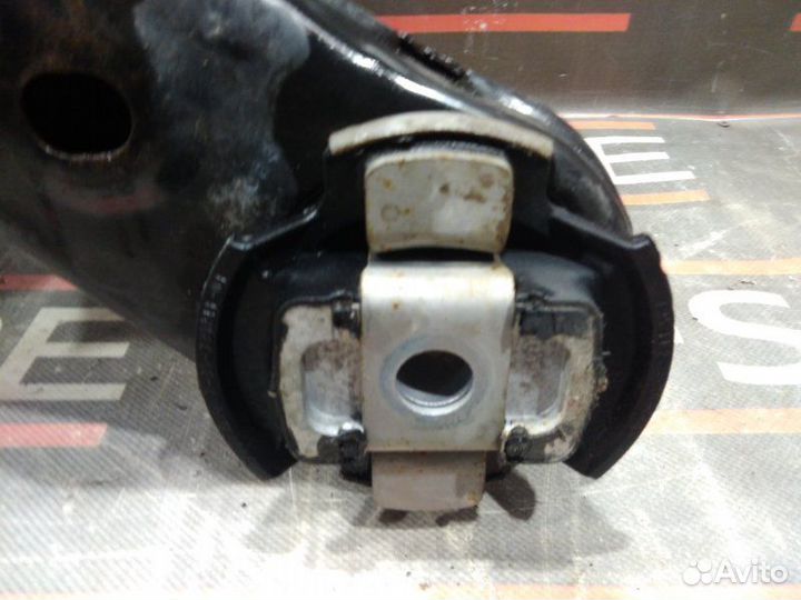 Балка поперечная (подрамник) задняя Mercedes-Benz