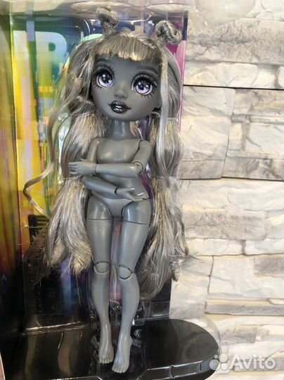 Rainbow (shadow) high Luna Madison