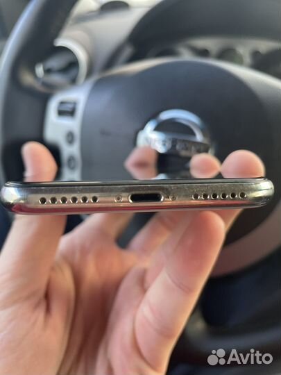 iPhone X, 64 ГБ