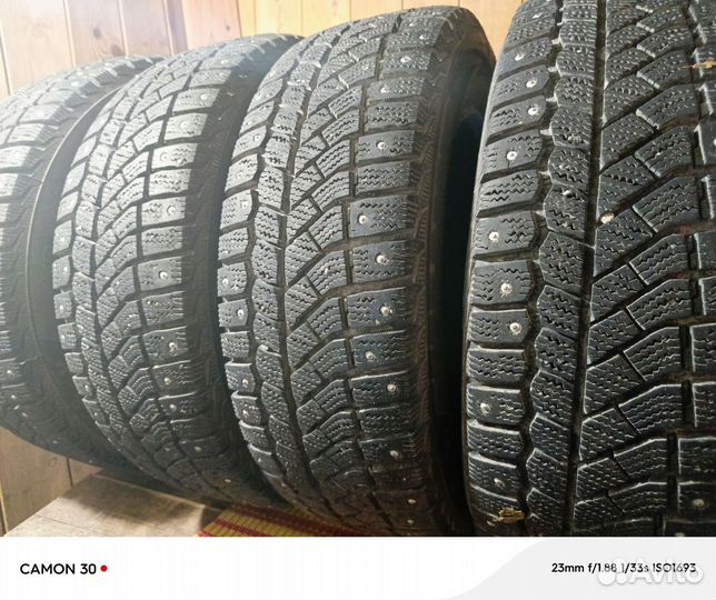 Viatti Brina Nordico V-522 195/60 R15