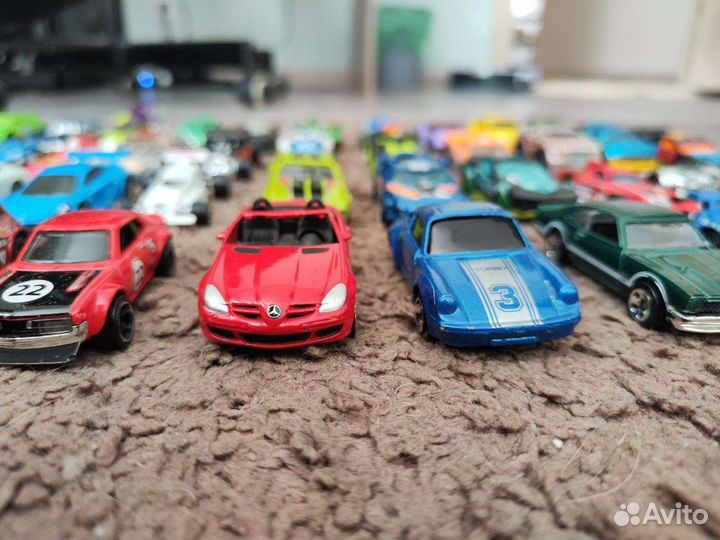 Hot wheels машинки