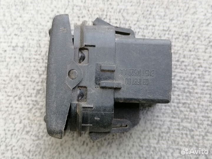 Кнопка стеклоподъемника Ford Focus II 2005-2008