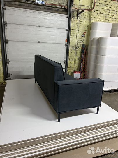 Новый прямой диван