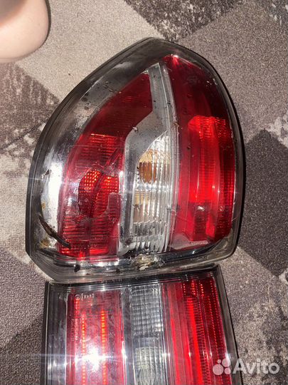 Задние левые фары nissan patrol y62