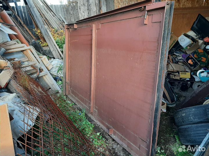 Ворота гаражные металлические