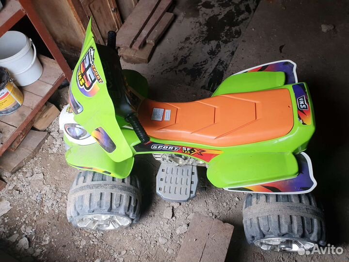 Детский квадроцикл на аккумуляторе