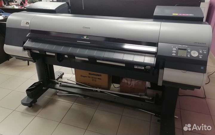 Широкоформатный принтер Canon IPF8400S