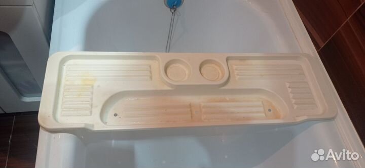 Полочка на ванну накладная