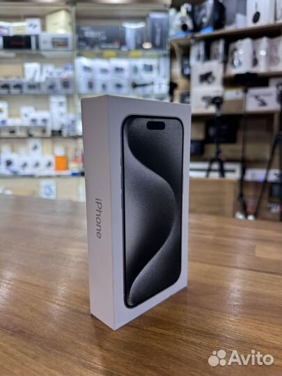 iPhone 15 Pro, 256 ГБ