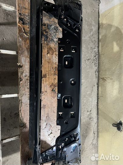 Бампер на гранту фл