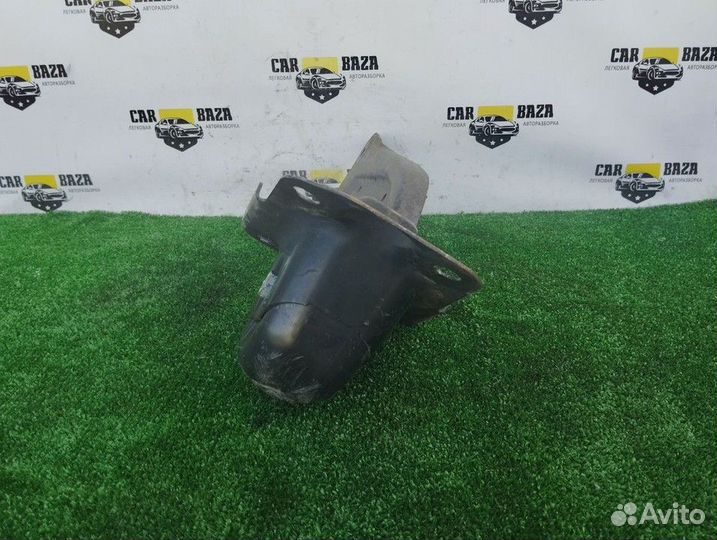 Рычаг продольный задний левый