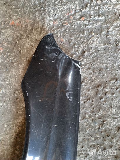 Крыло переднее левое на Mercedes W211