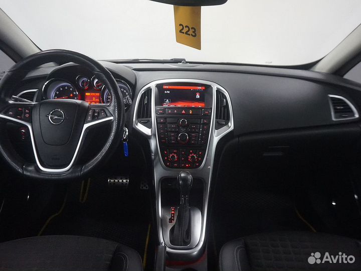 Opel Astra GTC 1.4 AT, 2014, 86 000 км