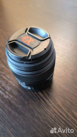 Объектив sony a SAL1855