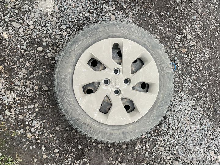 Nokian Tyres Hakkapeliitta 9 185/65 R15