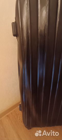 Чемодан 65см