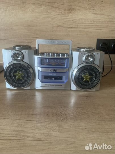 Кассетный стереомагнитофон Sili