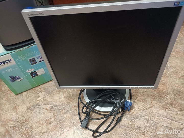 Монитор Samsung syncmaster 940n