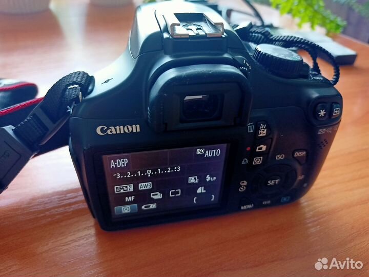 Canon 1100d + Canon Lens EF 50mm 1:1.4